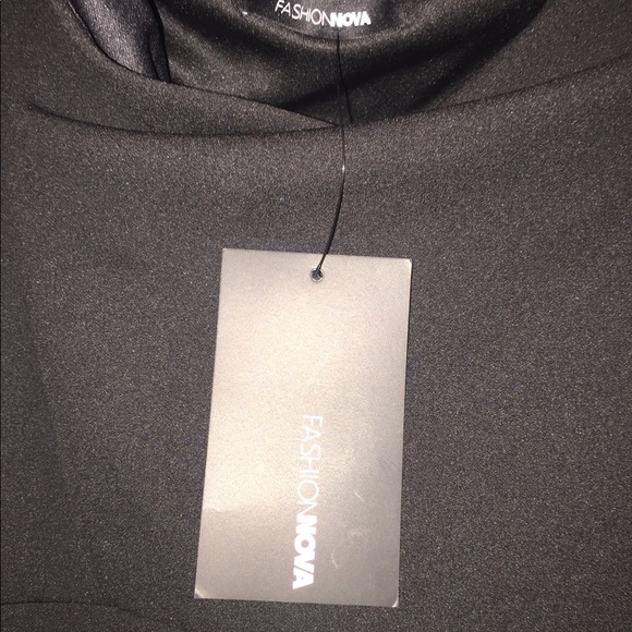 Fashion nova black dress - Picture 3 of 4